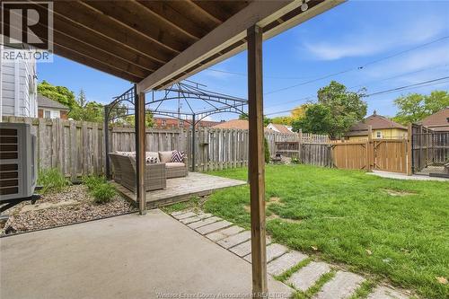 1220 Gladstone, Windsor, ON - Outdoor With Exterior