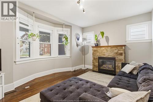 1220 Gladstone, Windsor, ON - Indoor Photo Showing Living Room With Fireplace