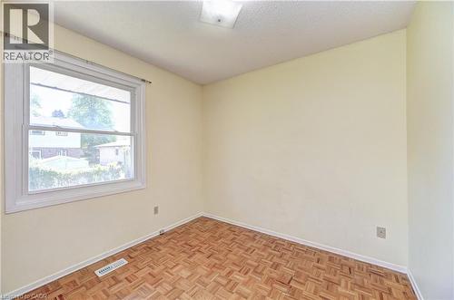 106 Kimberly Crescent, Kitchener, ON - Indoor Photo Showing Other Room