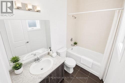 11 Spruceside Drive, Kawartha Lakes, ON - Indoor Photo Showing Bathroom
