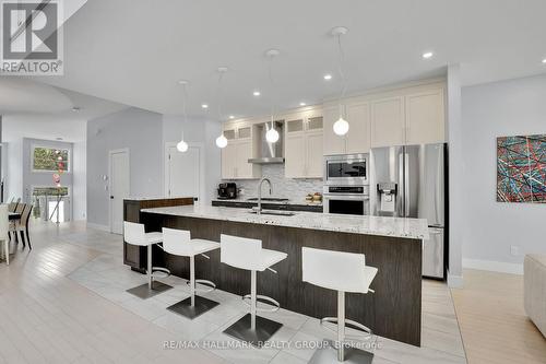 40 Byron Avenue, Ottawa, ON - Indoor