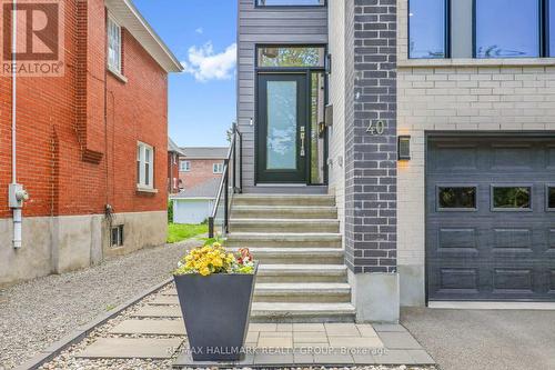 40 Byron Avenue, Ottawa, ON - Outdoor