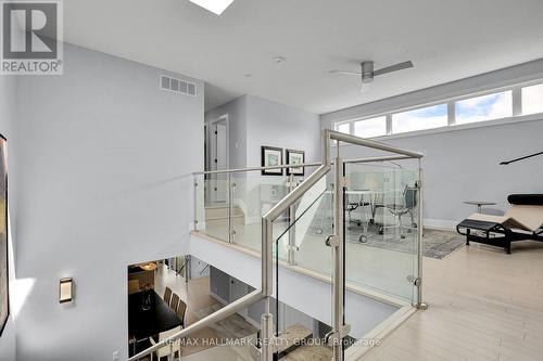 40 Byron Avenue, Ottawa, ON - Indoor Photo Showing Other Room