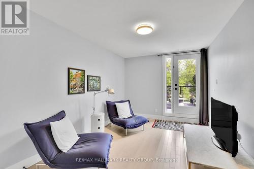 40 Byron Avenue, Ottawa, ON - Indoor Photo Showing Bedroom