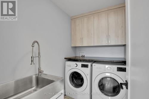 40 Byron Avenue, Ottawa, ON - Indoor Photo Showing Laundry Room