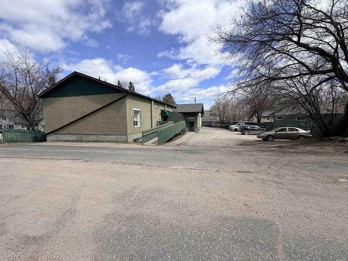 637 FIFTH AVENUE SOUTH  Kenora, ON P9N 2A9