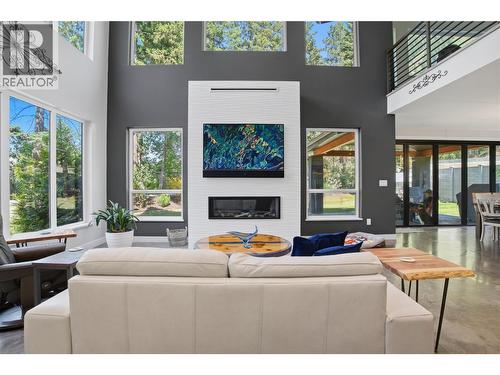 1015 Paquette Road, Chase, BC - Indoor Photo Showing Living Room With Fireplace