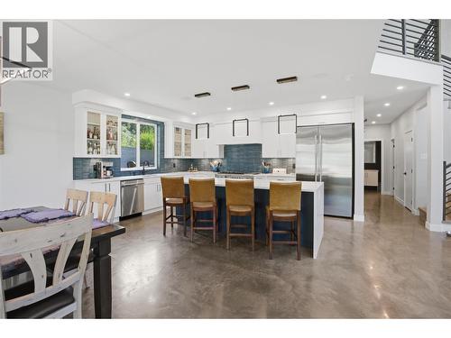 1015 Paquette Road, Chase, BC - Indoor Photo Showing Dining Room