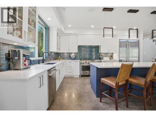 1015 Paquette Road, Chase, BC - Indoor Photo Showing Kitchen With Upgraded Kitchen