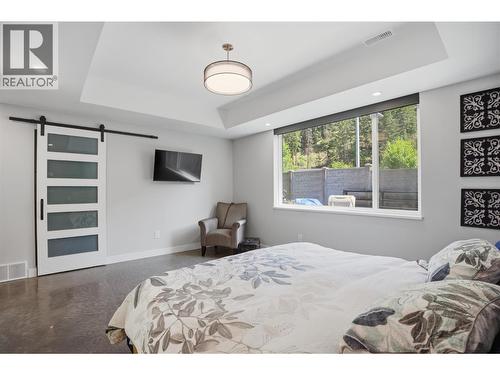 1015 Paquette Road, Chase, BC - Indoor Photo Showing Bedroom