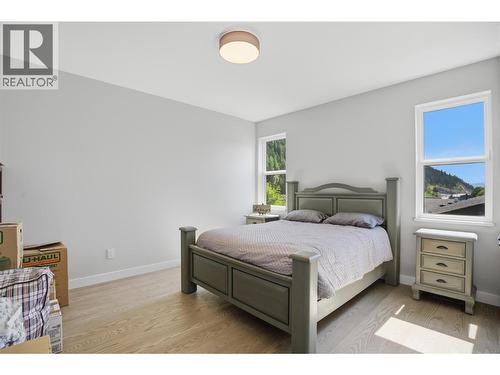 1015 Paquette Road, Chase, BC - Indoor Photo Showing Bedroom