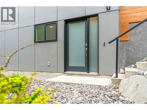 206 Vineyard Way, Vernon, BC - Outdoor With Exterior