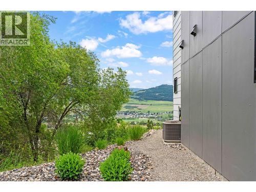 206 Vineyard Way, Vernon, BC - Outdoor