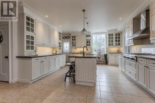 351 Rock Chapel Road, Hamilton, ON - Indoor Photo Showing Kitchen