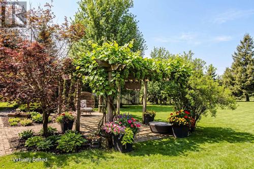 351 Rock Chapel Road, Hamilton, ON - Outdoor