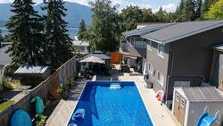 1850 28 Avenue Salmon Arm, BC V1E 3X1