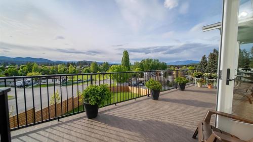 705 22Nd Avenue, Cranbrook, BC - Outdoor With View With Exterior