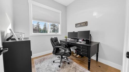705 22Nd Avenue, Cranbrook, BC - Indoor Photo Showing Office