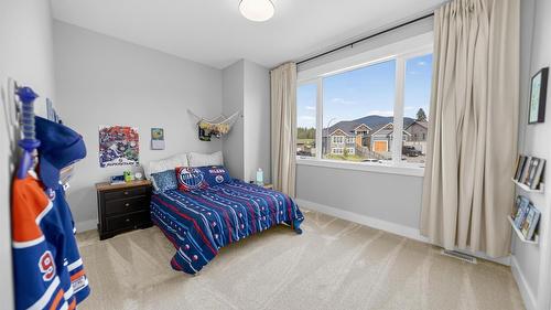 705 22Nd Avenue, Cranbrook, BC - Indoor Photo Showing Bedroom