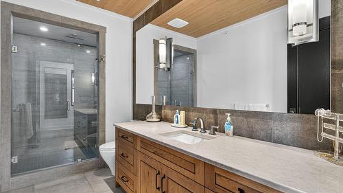 13210 Mccreight Road, Lake Country, BC - Indoor Photo Showing Bathroom