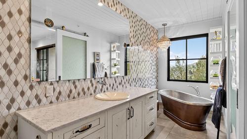 13210 Mccreight Road, Lake Country, BC - Indoor Photo Showing Bathroom