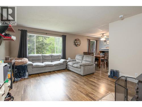 2145 Aintree Drive, Prince George, BC - Indoor Photo Showing Living Room