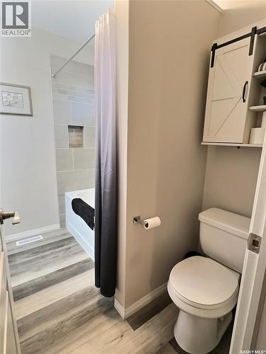 419 Clasky Drive, Estevan, SK - Indoor Photo Showing Bathroom