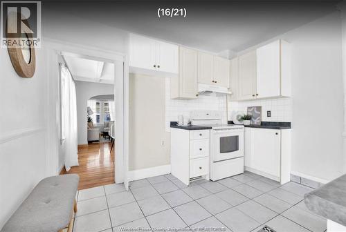 1368 Erie Street East, Windsor, ON - Indoor Photo Showing Kitchen