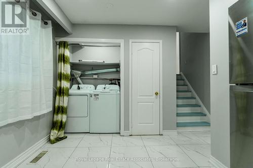 337 Hansen Road N, Brampton, ON - Indoor Photo Showing Laundry Room