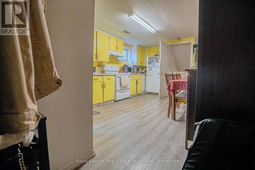 337 Hansen Road N, Brampton, ON - Indoor Photo Showing Laundry Room