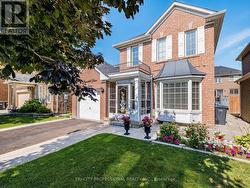 18 SUGARHILL DRIVE Brampton, ON L7A 3L8