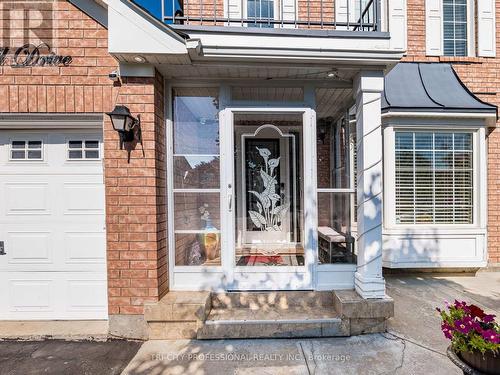 18 Sugarhill Drive, Brampton, ON - Outdoor With Facade