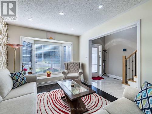 18 Sugarhill Drive, Brampton, ON - Indoor Photo Showing Living Room