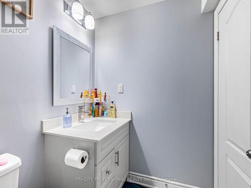 18 Sugarhill Drive, Brampton, ON - Indoor Photo Showing Bathroom