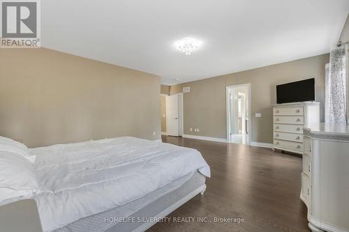 85 James Walker Avenue, Caledon, ON - Indoor Photo Showing Bedroom
