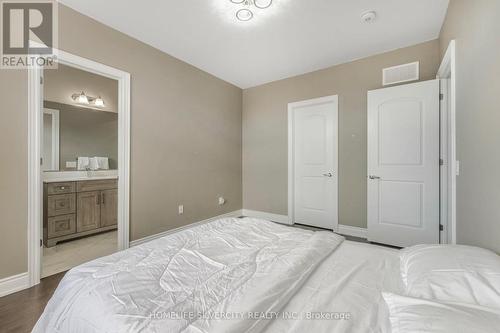 85 James Walker Avenue, Caledon, ON - Indoor Photo Showing Bedroom