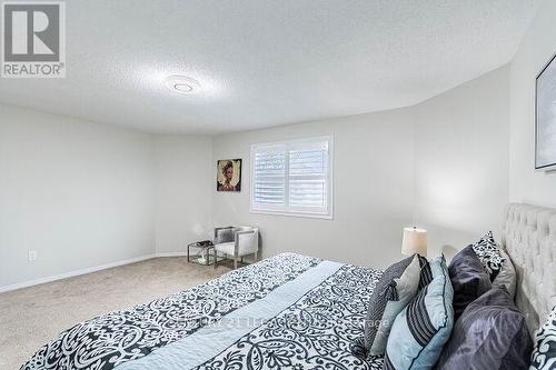 4110 Forest Run Avenue, Burlington, ON - Indoor Photo Showing Bedroom