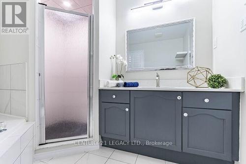 4110 Forest Run Avenue, Burlington, ON - Indoor Photo Showing Bathroom