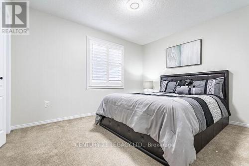 4110 Forest Run Avenue, Burlington, ON - Indoor Photo Showing Bedroom