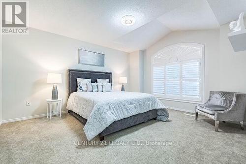 4110 Forest Run Avenue, Burlington, ON - Indoor Photo Showing Bedroom