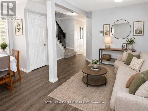 5126 Des Jardines Drive, Burlington, ON - Indoor Photo Showing Living Room