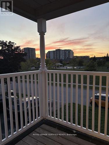 5126 Des Jardines Drive, Burlington, ON - Outdoor With View