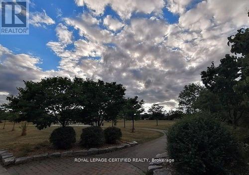 5126 Des Jardines Drive, Burlington, ON - Outdoor With View