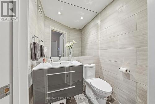 2 Anslow Court, Hamilton, ON - Indoor Photo Showing Other Room