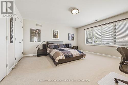 2 Anslow Court, Hamilton, ON - Indoor Photo Showing Bedroom