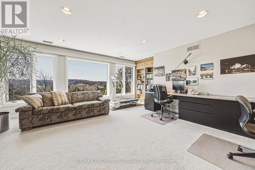 2 Anslow Court, Hamilton, ON - Indoor