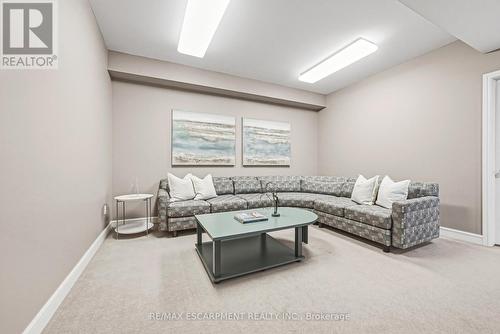 2 Anslow Court, Hamilton, ON - Indoor