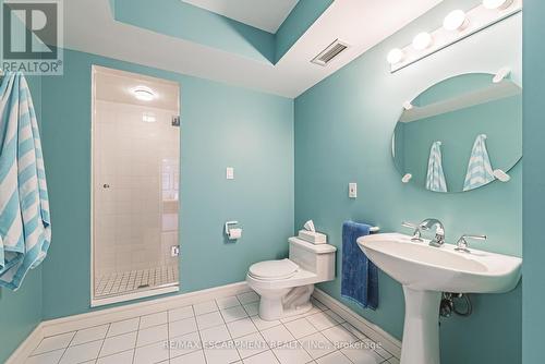 2 Anslow Court, Hamilton, ON - Indoor Photo Showing Bathroom