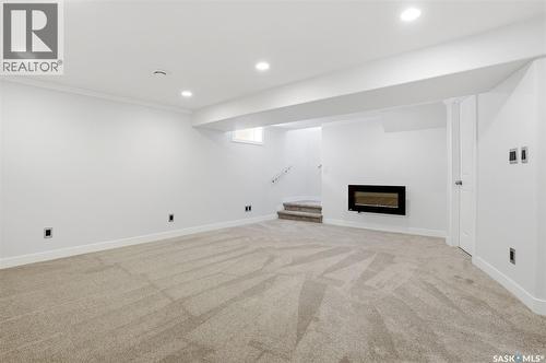 124 Riddell Crescent, Regina, SK - Indoor With Fireplace