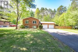 22 COUNTRY LANE Petawawa, ON K8H 3J7